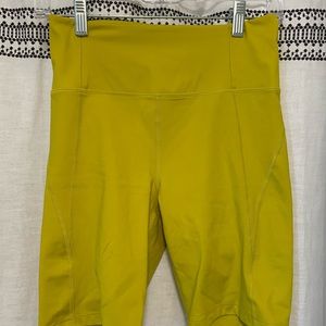 Like new girlfriend collective biker shorts